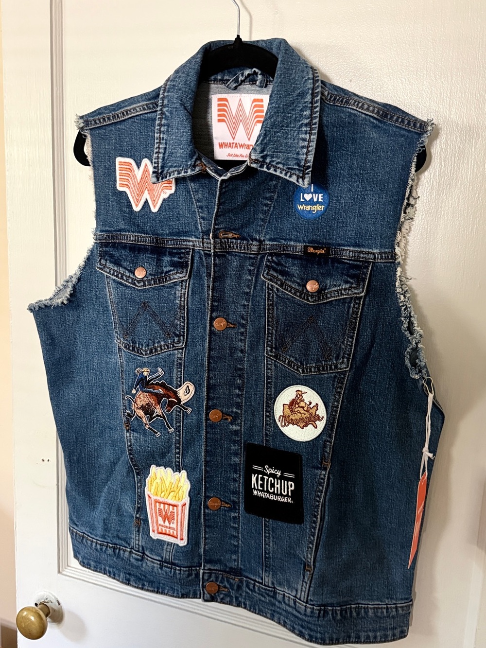 WRANGLER® X WHATABURGER® MEN'S CUT-OFF VEST